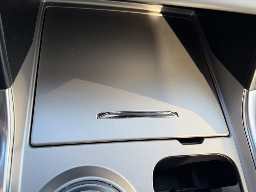 Used 2023 Ford Explorer XLT w/ Equipment Group 202A image 22