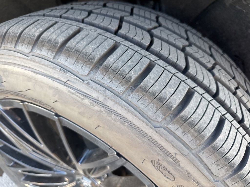 Used 2021 Chevrolet Tahoe RST w/ Luxury Package image 10