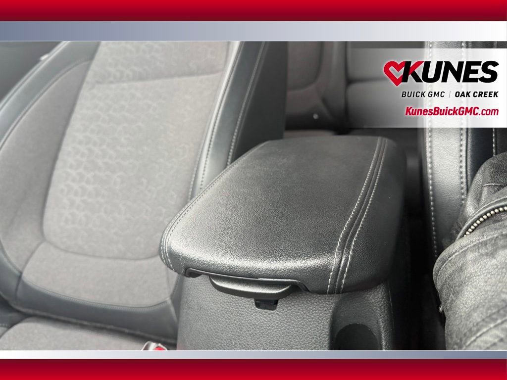 Used 2025 Kia Seltos S image 21