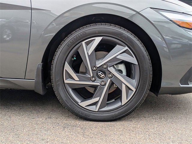 Used 2025 Hyundai Elantra Sport image 7