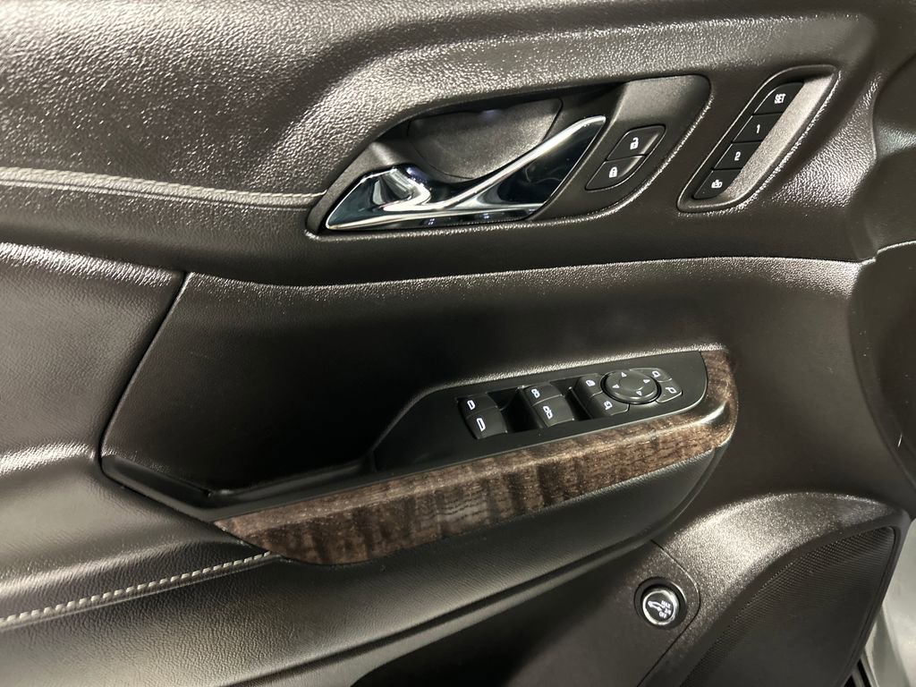 Used 2023 GMC Acadia Denali w/ Denali Ultimate Package image 14