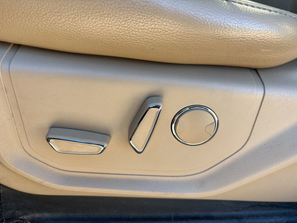 Used 2018 Ford F150 Lariat image 13