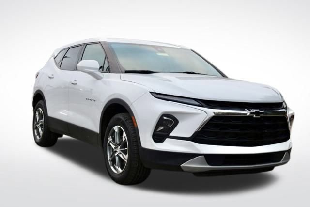 Certified 2023 Chevrolet Blazer LT w/ LPO, Floor Liner Package