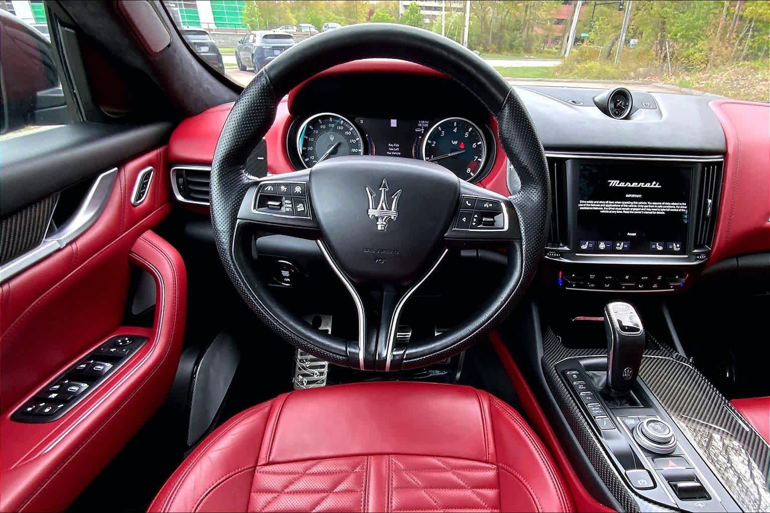 Used 2021 Maserati Levante Trofeo AWD/4WD image 6