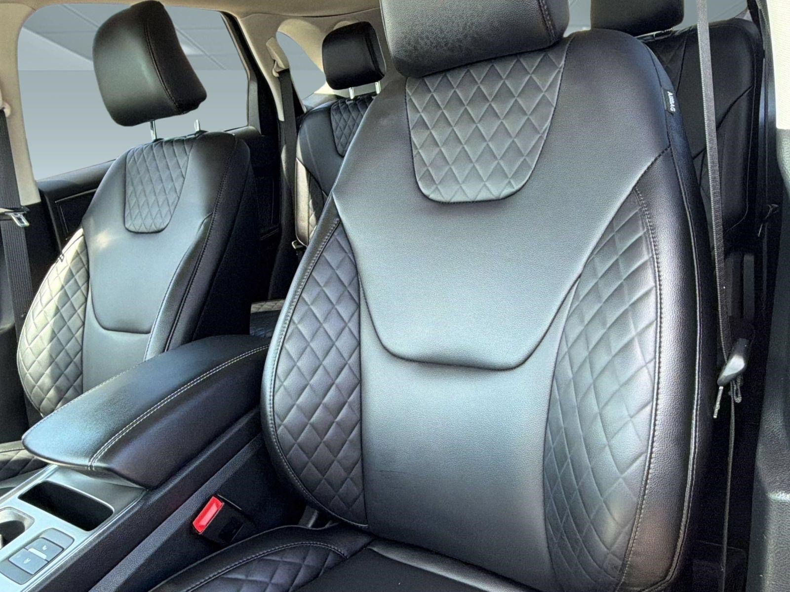 Certified 2024 Ford Edge Titanium AWD/4WD image 27