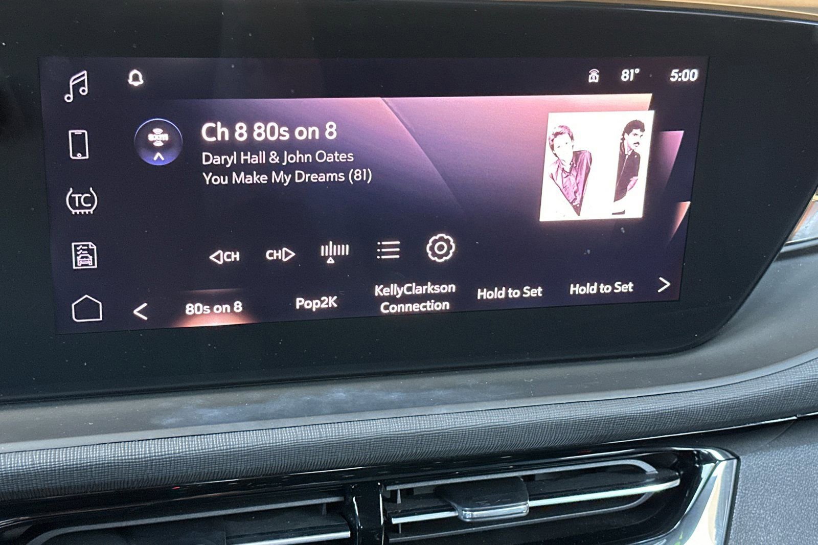 Certified 2025 Buick Envista Sport Touring w/ Convenience I Package image 19