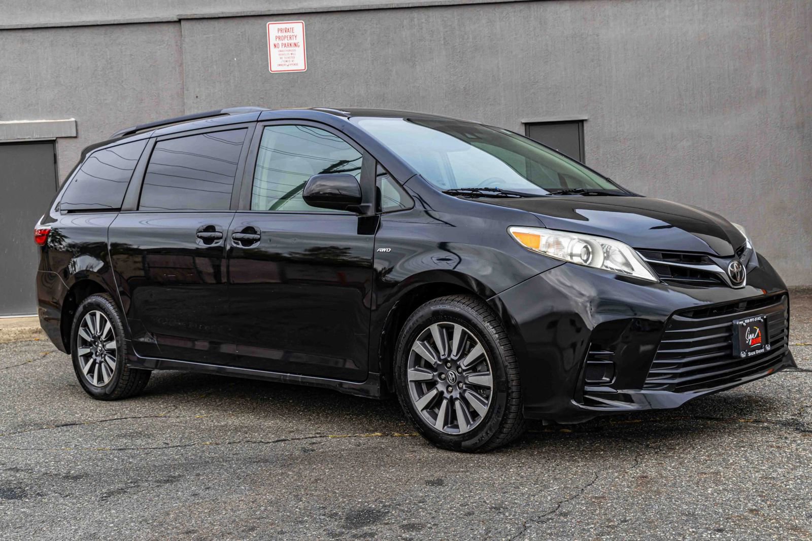 Used 2018 Toyota Sienna LE