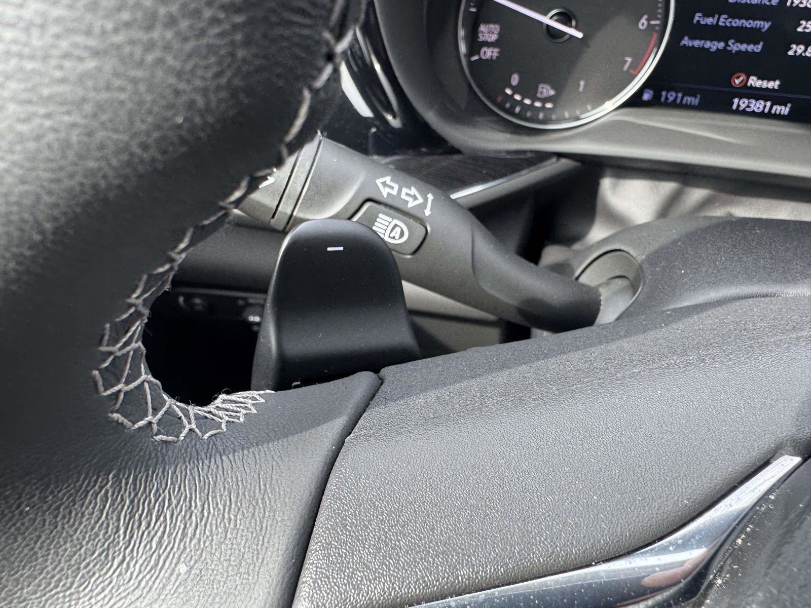 Used 2023 Buick Envision Essence image 37