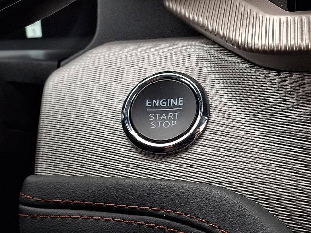 Certified 2025 Ford Explorer Active image 24