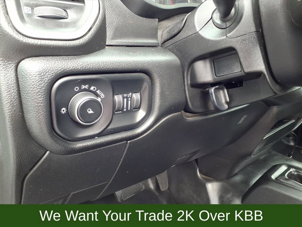 Used 2020 RAM 2500 Tradesman w/ Chrome Appearance Group image 21