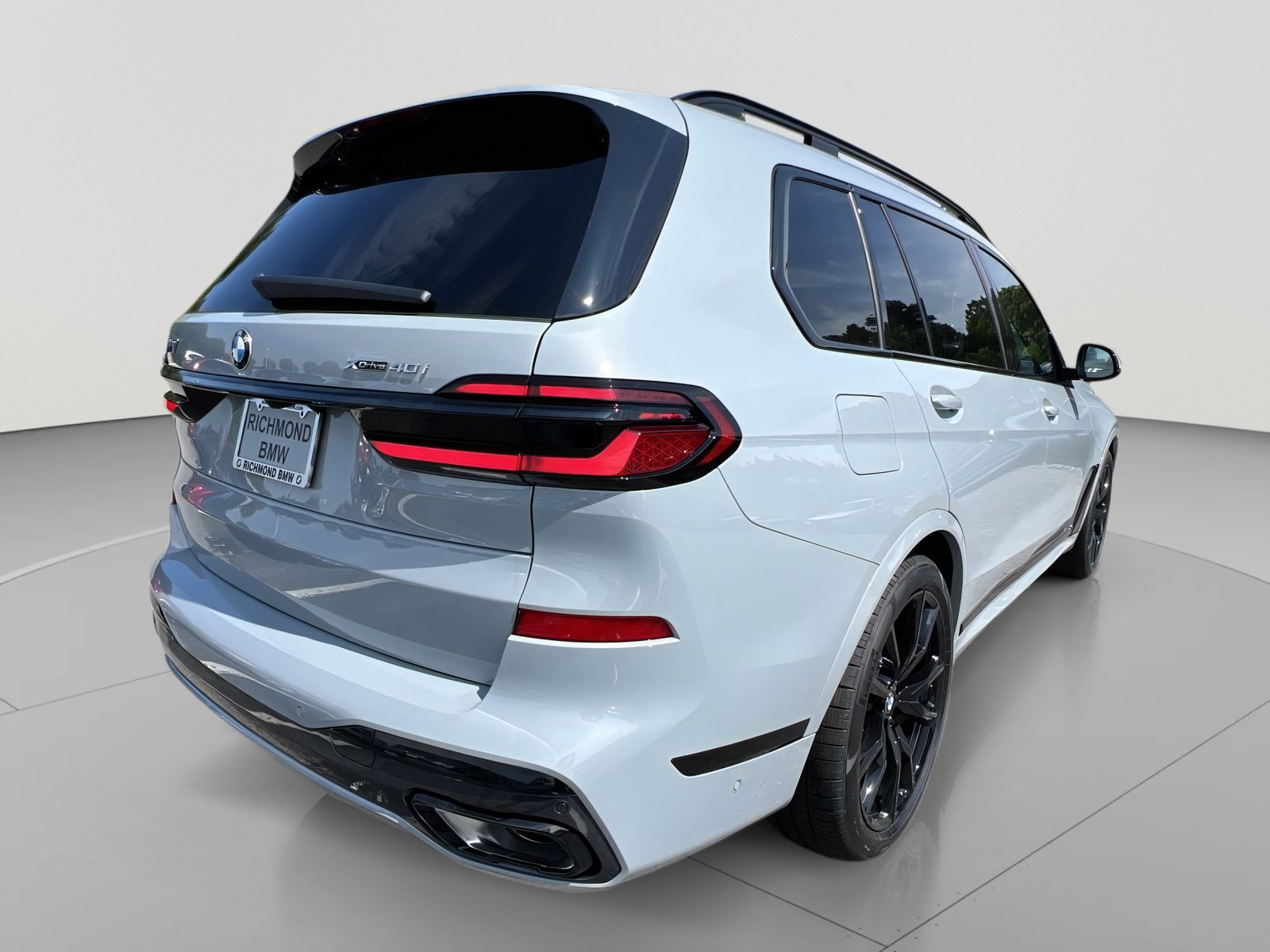 New 2027 BMW X7 xDrive40i w/ M Sport Package AWD/4WD image 5