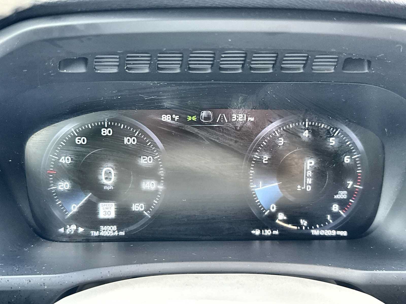 Used 2022 Volvo XC90 T5 Momentum w/ Climate Package FWD image 25