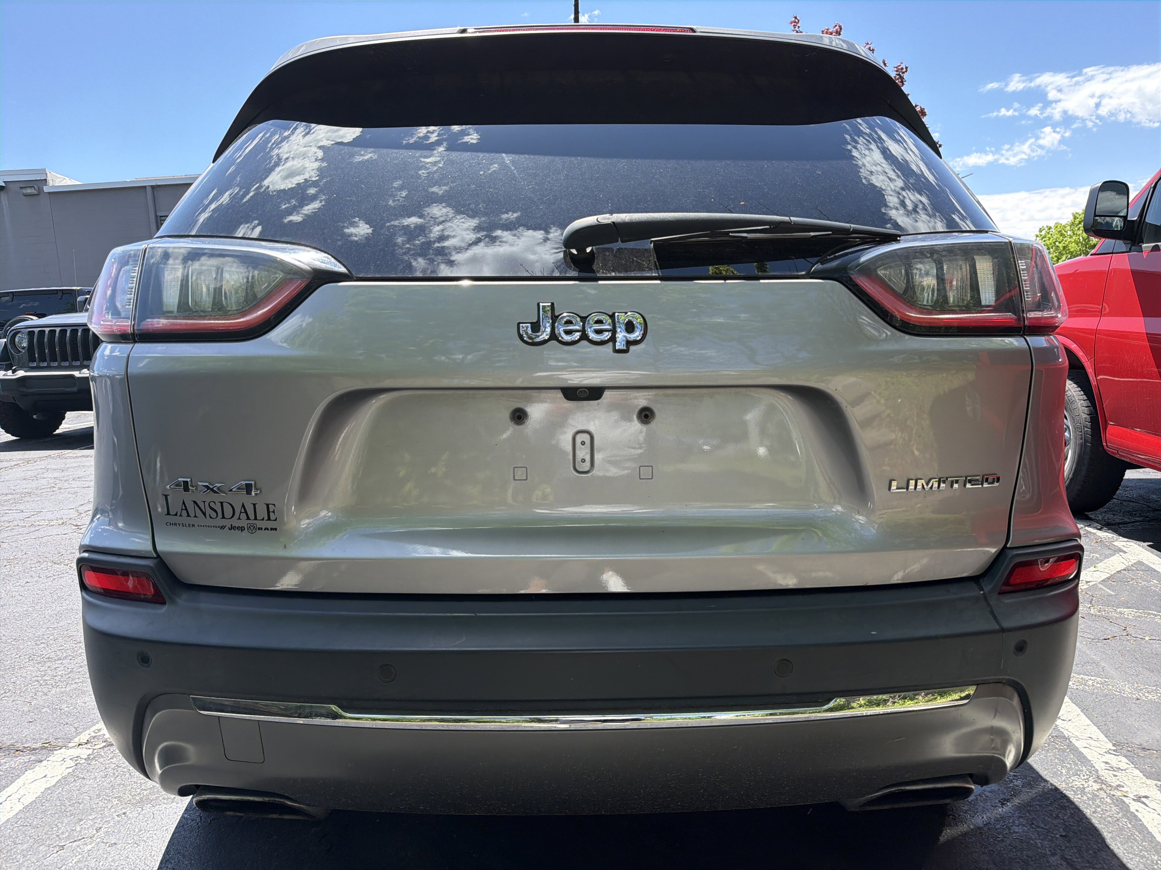Certified 2019 Jeep Cherokee Limited w/ Luxury Group AWD/4WD image 6