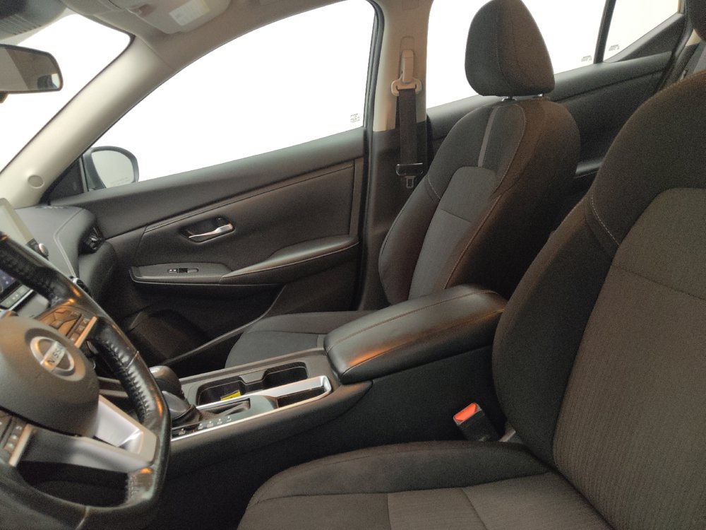 Used 2022 Nissan Sentra SV FWD image 17