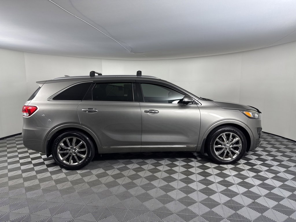 Used 2017 Kia Sorento SX image 6