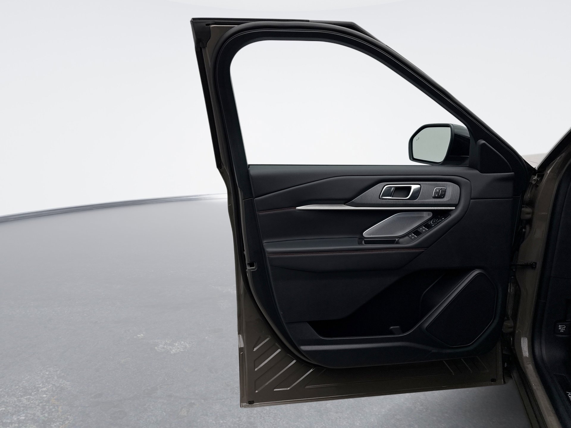 Used 2026 Ford Explorer ST w/ Sun And Sound Package image 9