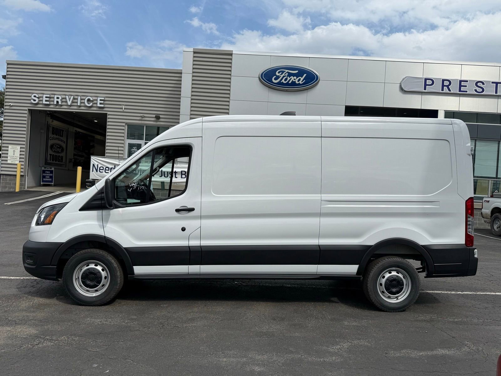 New 2026 Ford Transit 250 148 Medium Roof RWD image 3