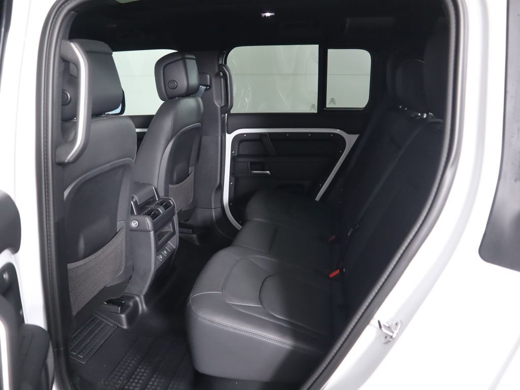 New 2025 Land Rover Defender 110 S image 23