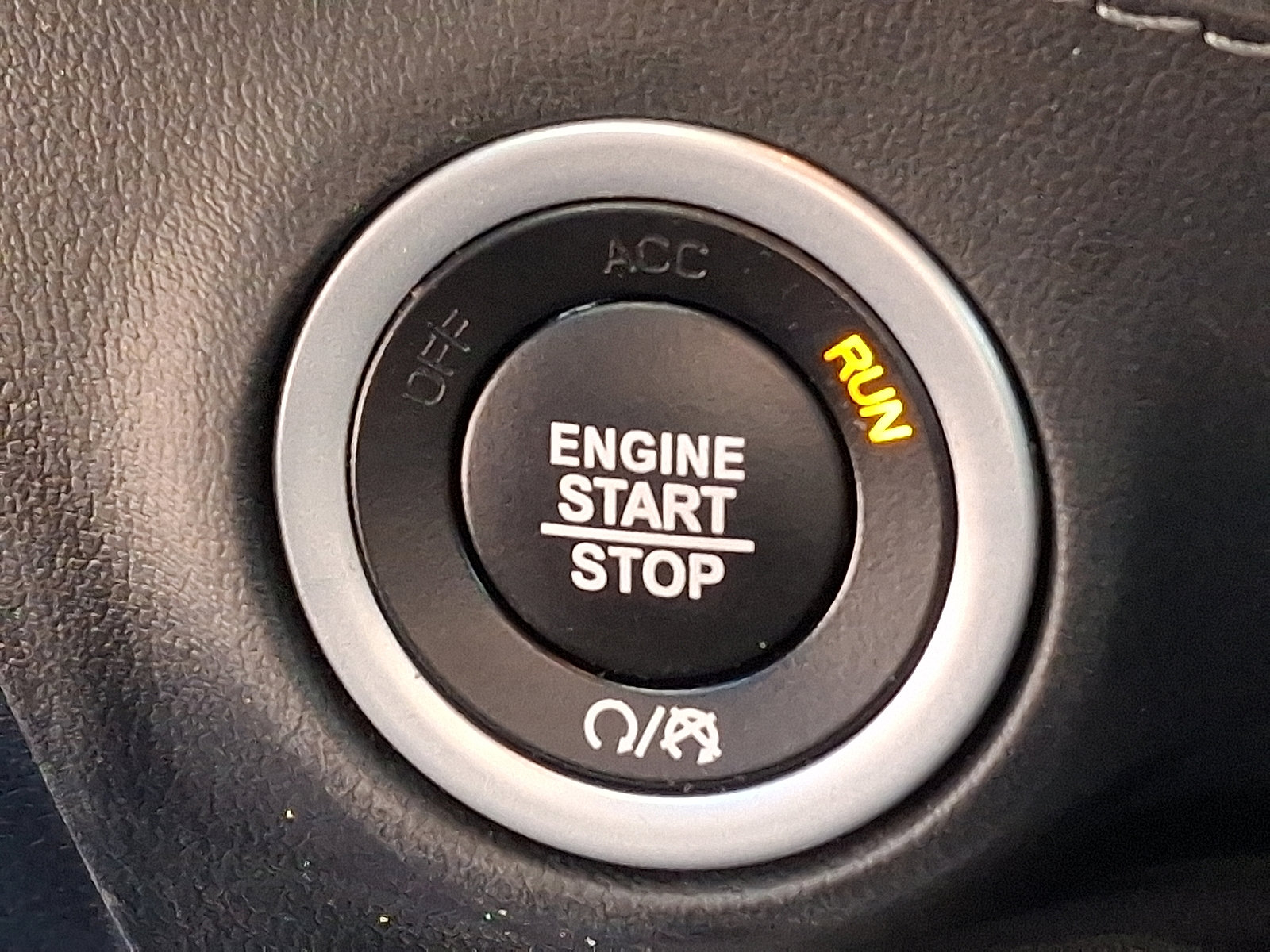 Used 2021 Dodge Challenger GT w/ Plus Package image 24