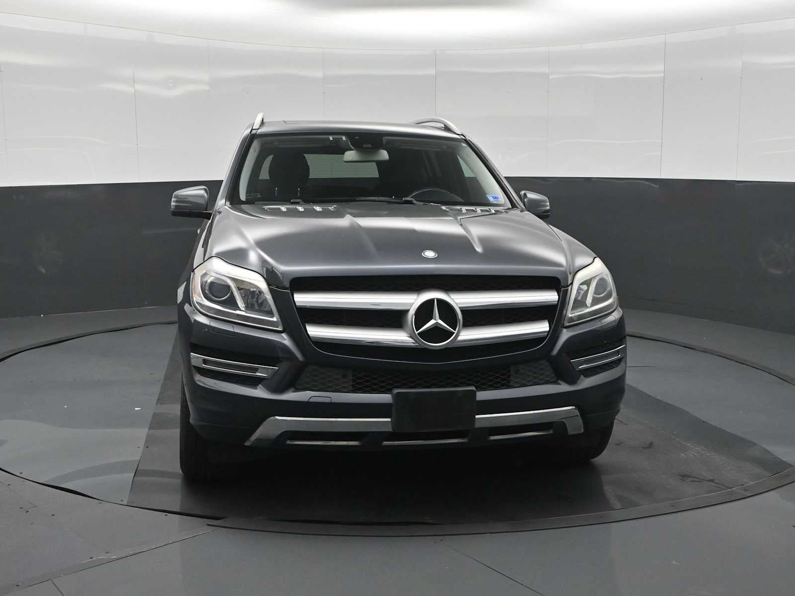 Used 2014 Mercedes-Benz GL 450 4MATIC image 3