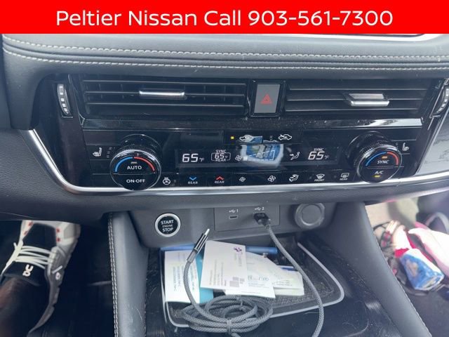 Certified 2023 Nissan Rogue Platinum w/ Platinum Premium Package image 16