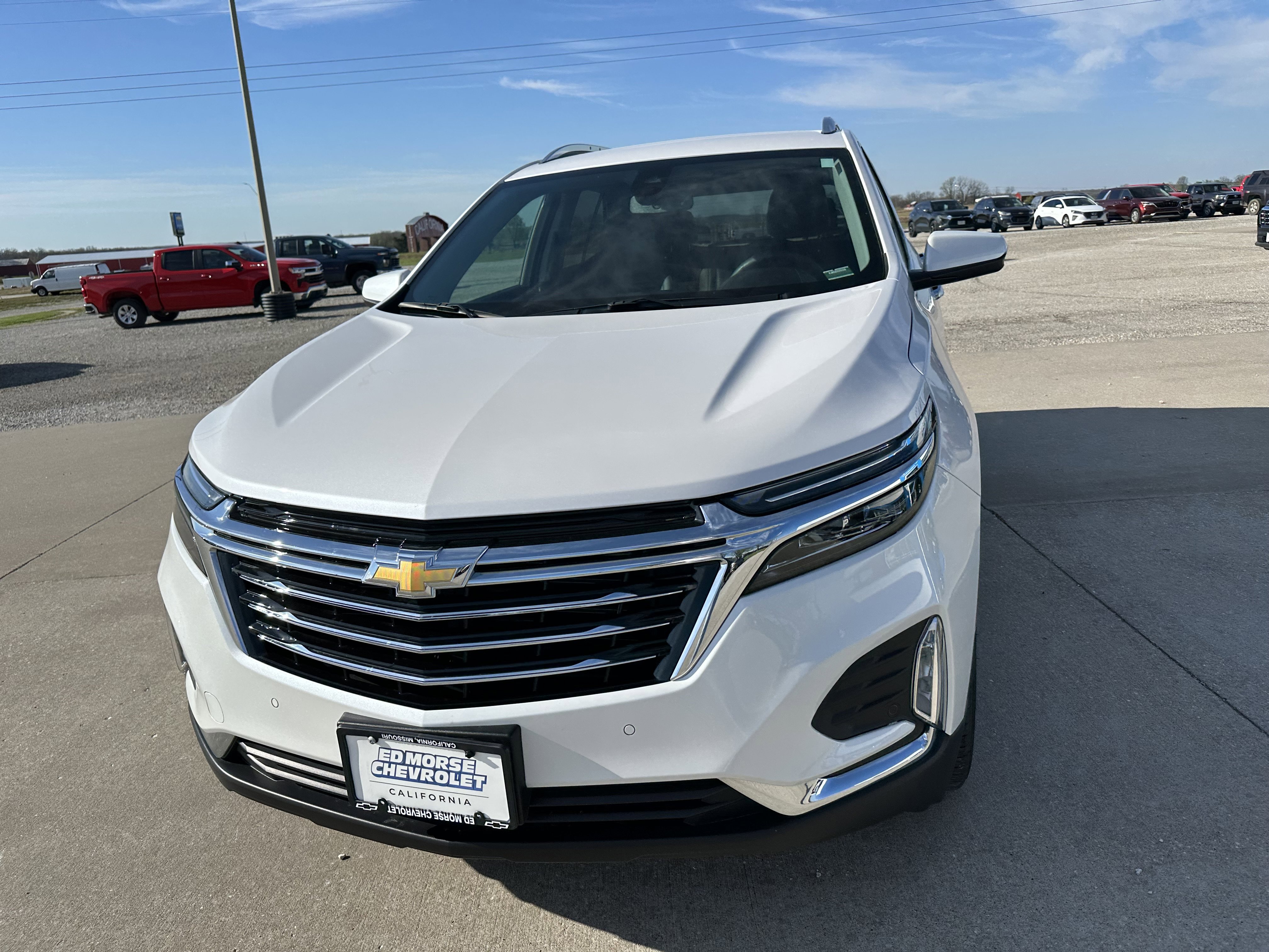 Used 2024 Chevrolet Equinox Premier AWD/4WD image 10