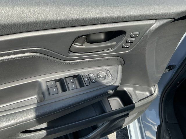 Used 2025 Honda Odyssey Sport-L image 16