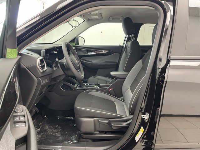 New 2026 Chevrolet TrailBlazer LS w/ LS Convenience Package AWD/4WD image 8