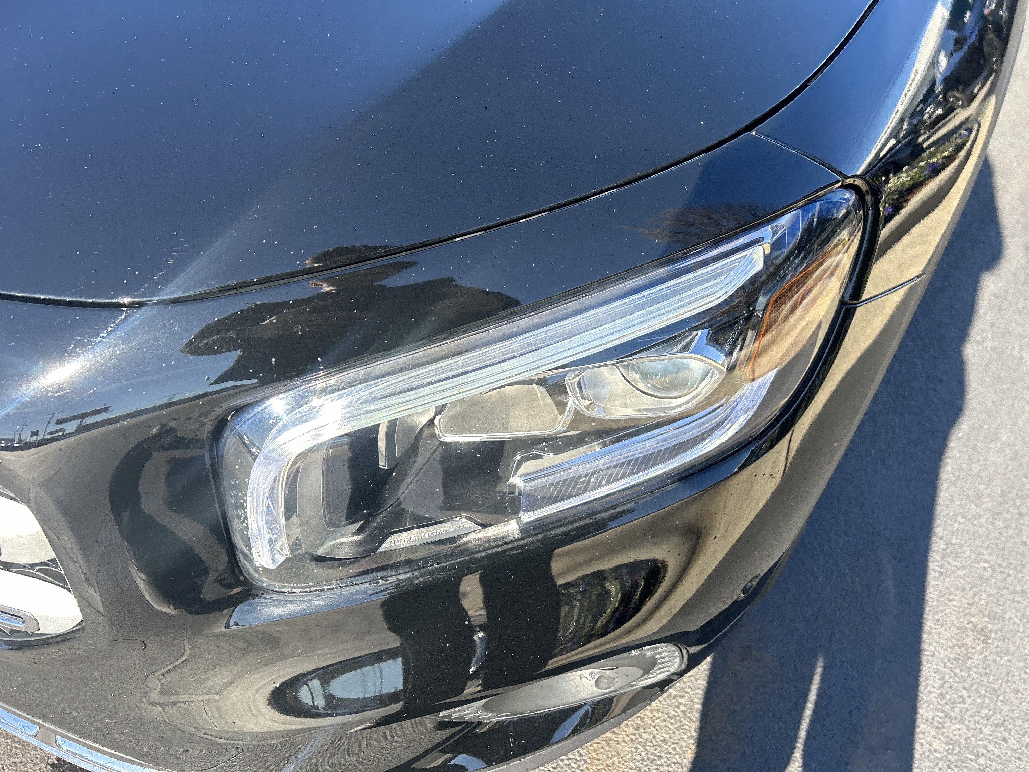 Used 2022 Mercedes-Benz GLB 250 w/ Premium Package Lite image 6