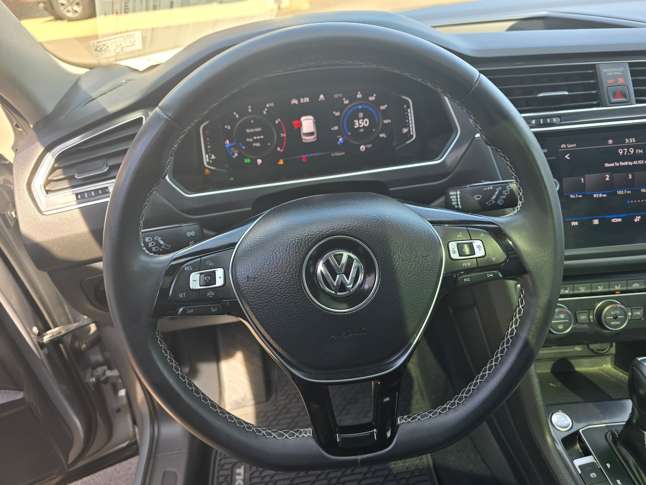Certified 2021 Volkswagen Tiguan SEL AWD/4WD image 15