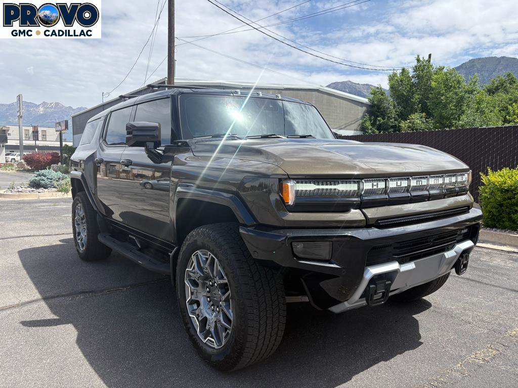 Used 2024 GMC Hummer EV 3X w/ LPO, Roof Cross Rail Package AWD/4WD image 1