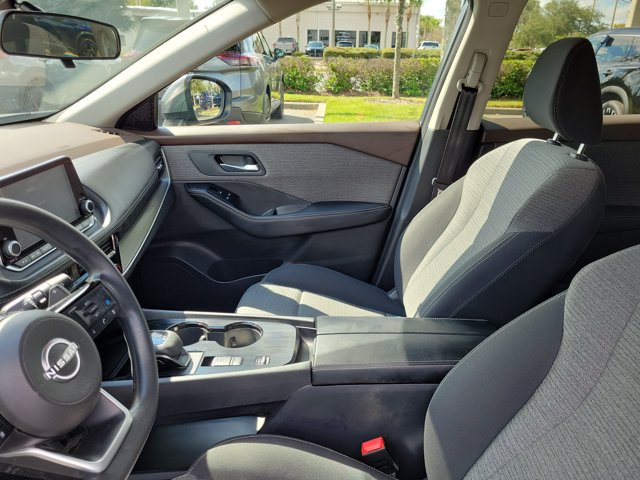 Used 2023 Nissan Rogue SV FWD image 18
