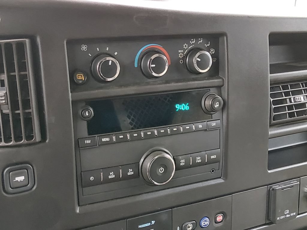 Used 2022 Chevrolet Express 2500 w/ Driver Convenience Package RWD image 16