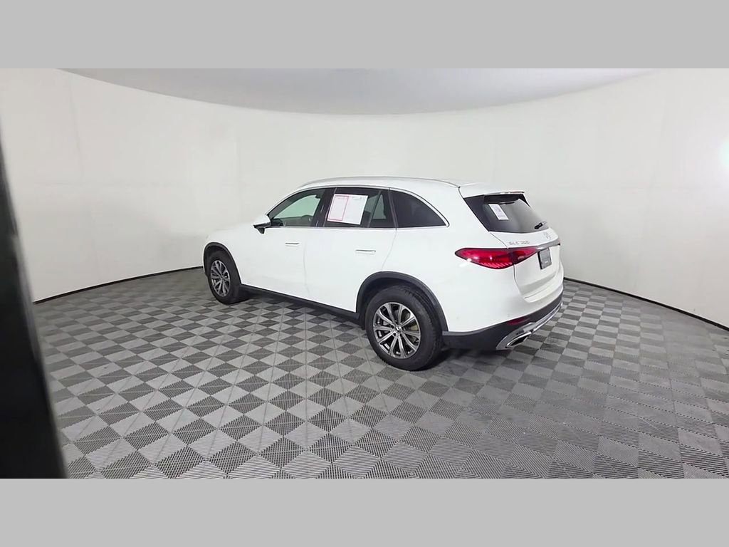 Used 2024 Mercedes-Benz GLC 300 image 45
