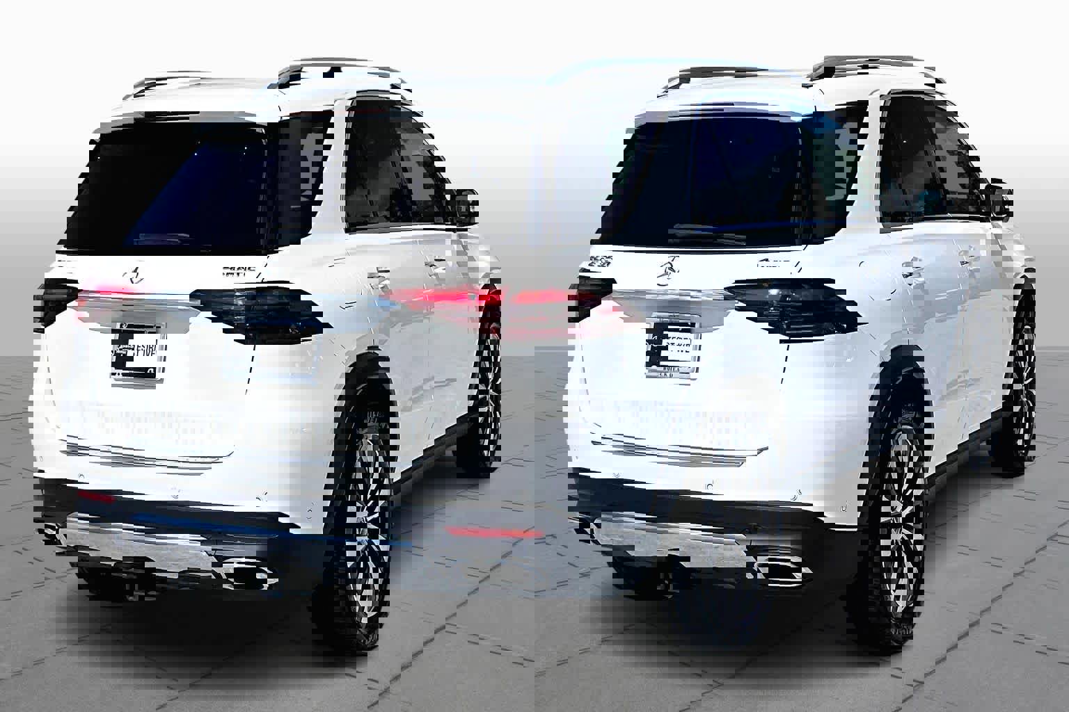 Used 2025 Mercedes-Benz GLE 350 4MATIC image 13