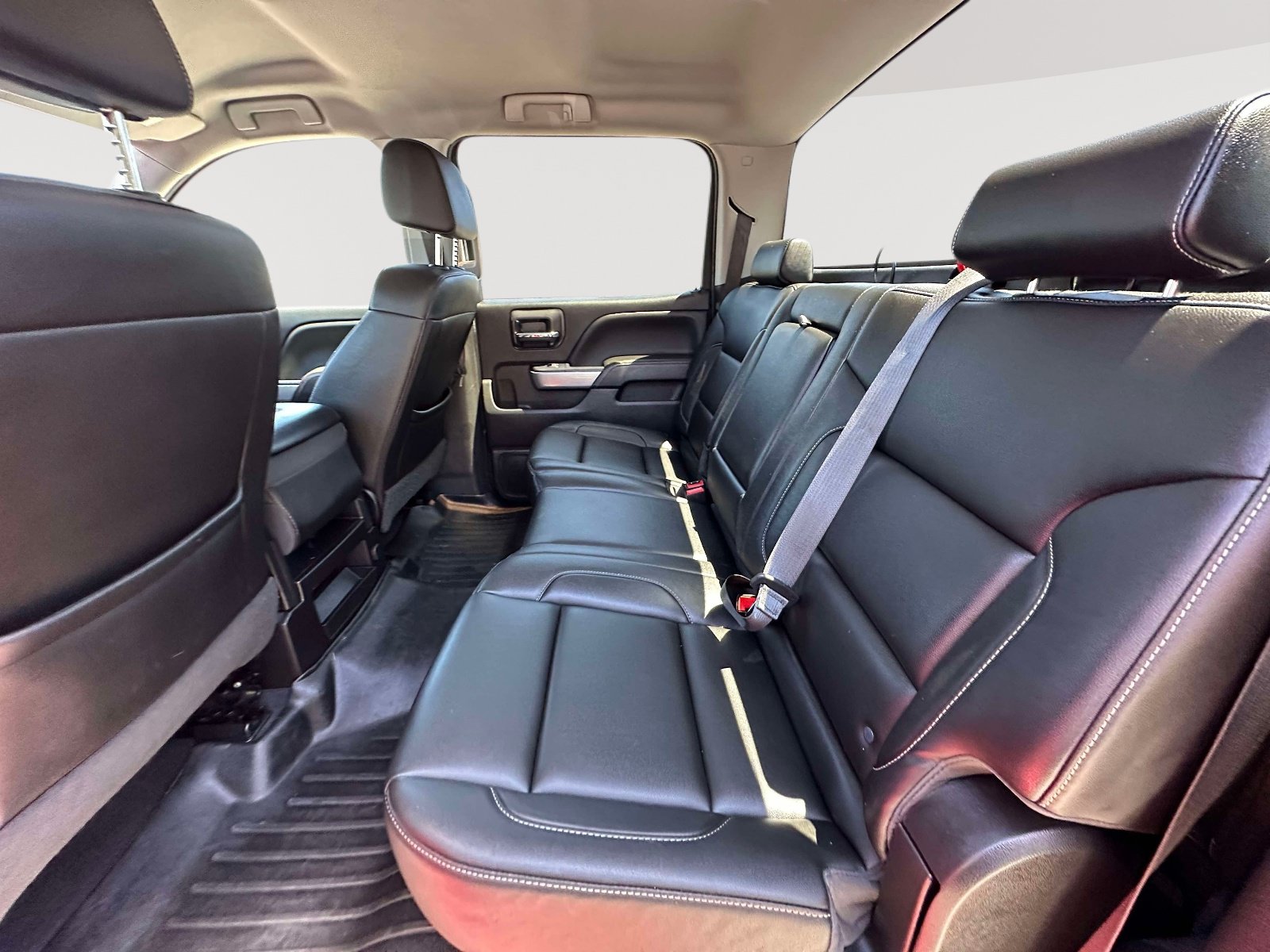 Used 2018 Chevrolet Silverado 1500 LT w/ All Star Edition AWD/4WD image 29
