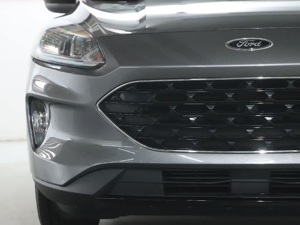 Used 2021 Ford Escape SEL w/ SEL Stealth AWD Package image 8