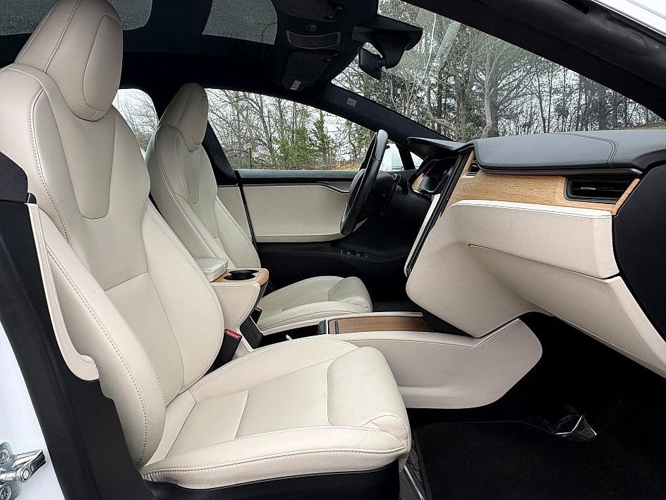 Used 2020 Tesla Model S Performance image 13