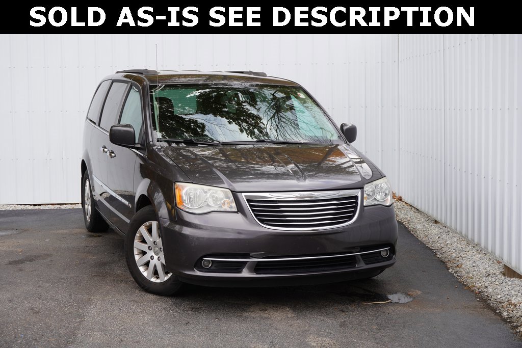 Used 2015 Chrysler Town & Country Touring w/ Driver Convenience Group