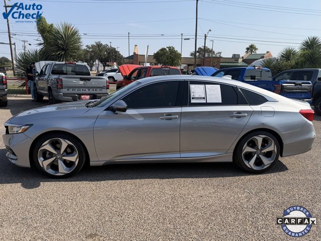 Used 2020 Honda Accord Touring image 3