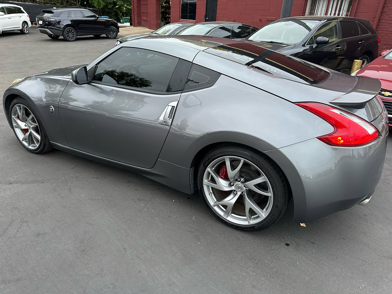 Used 2015 Nissan 370Z Coupe image 4