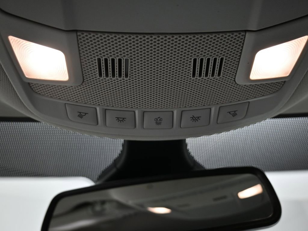 Used 2022 Ford Edge SEL w/ Convenience Package image 22