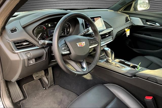 New 2025 Cadillac CT4 Luxury image 7