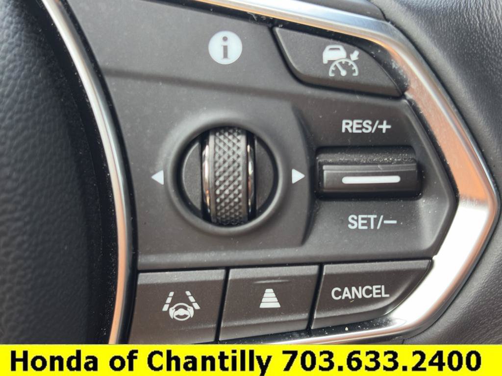 Used 2025 Acura RDX SH-AWD w/ Technology Package image 13