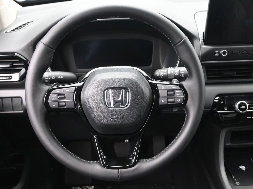 Used 2026 Honda Passport RTL image 17
