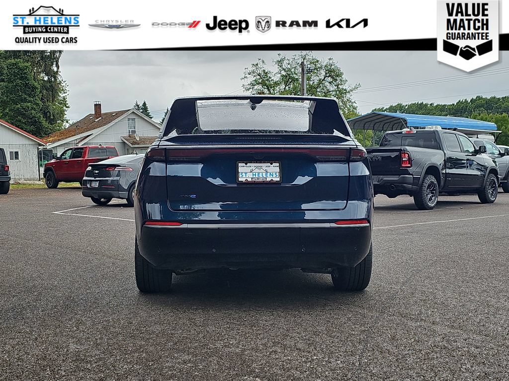 Used 2024 Jeep Wagoneer Limited AWD/4WD image 5