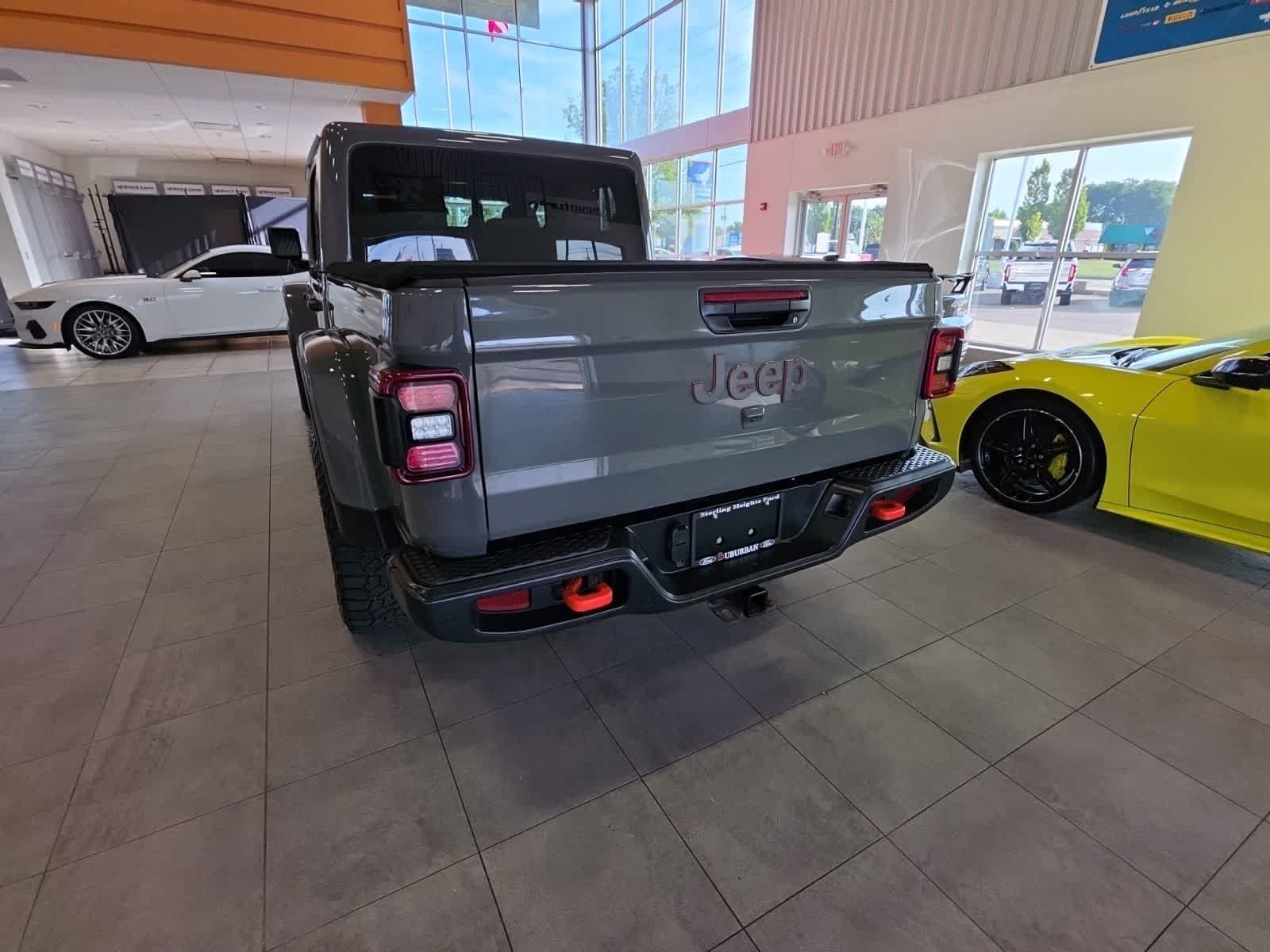 Used 2021 Jeep Gladiator Mojave w/ Dual Top Group AWD/4WD image 11
