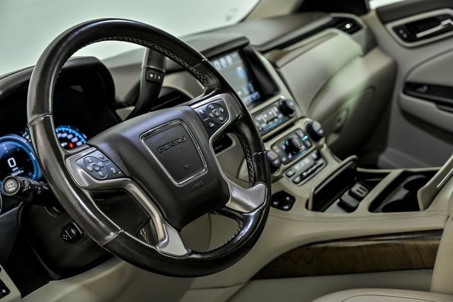 Used 2020 GMC Yukon XL Denali image 16