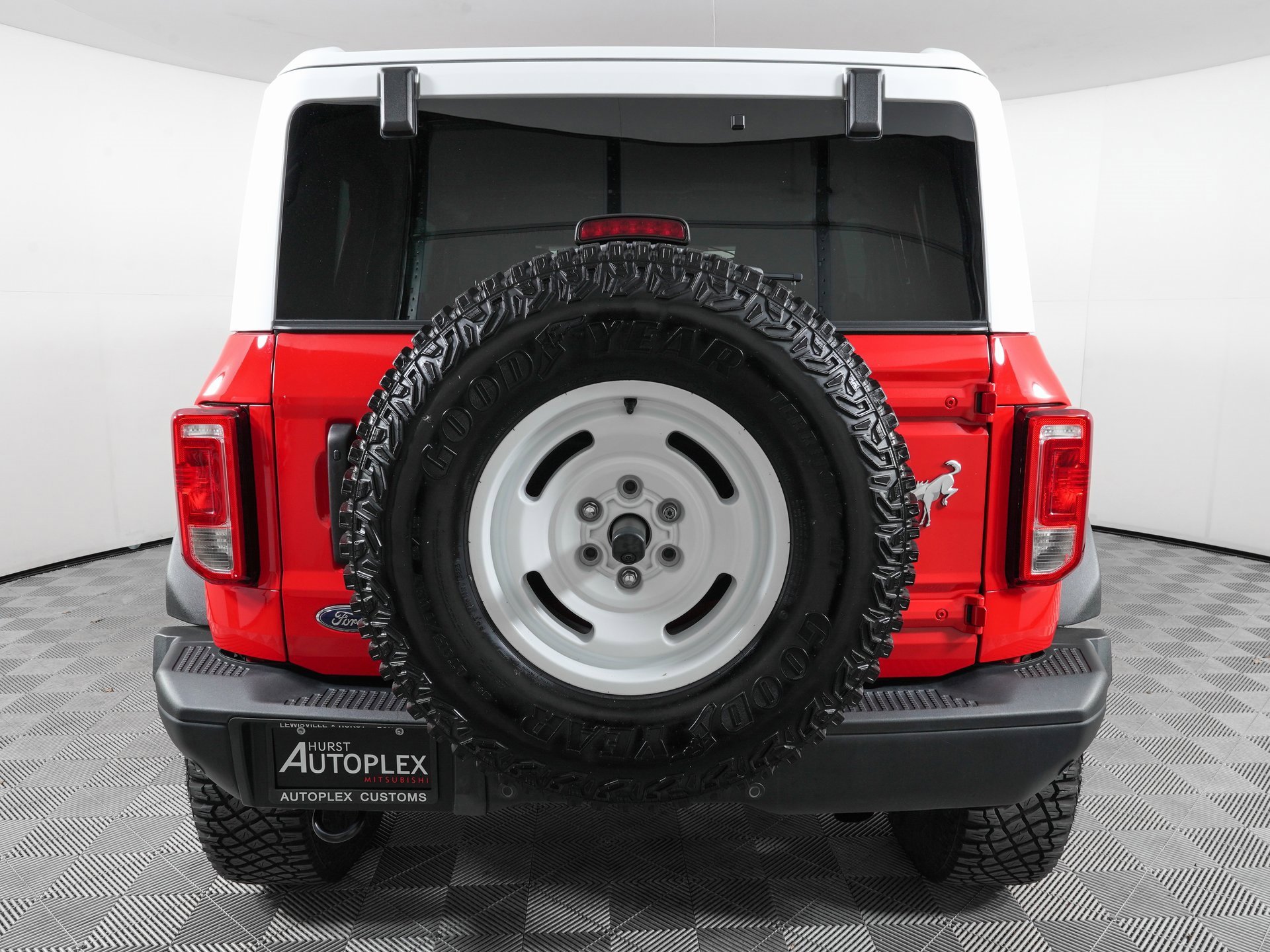 Used 2023 Ford Bronco Heritage Edition image 6
