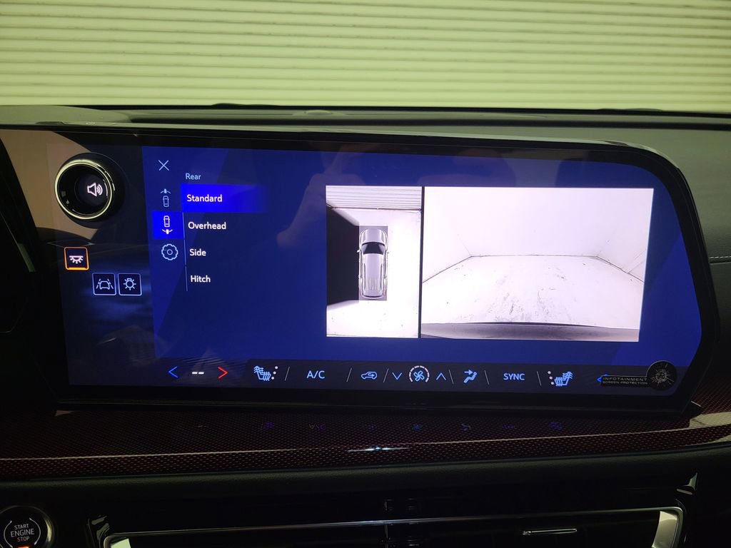 New 2026 Chevrolet Traverse Z71 w/ Driver Confidence Package image 9